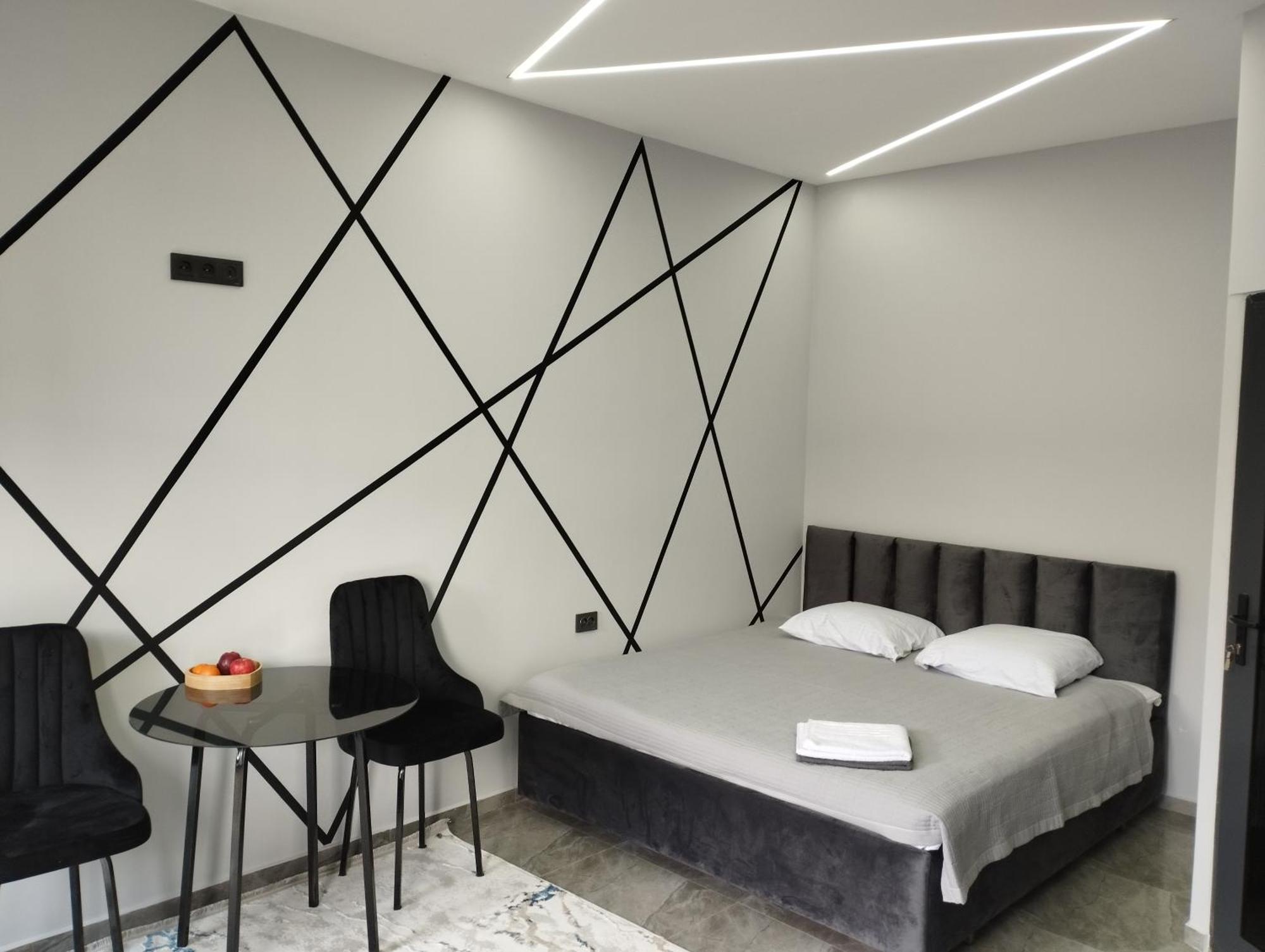 Lumi Hotel Bishkek Bagian luar foto